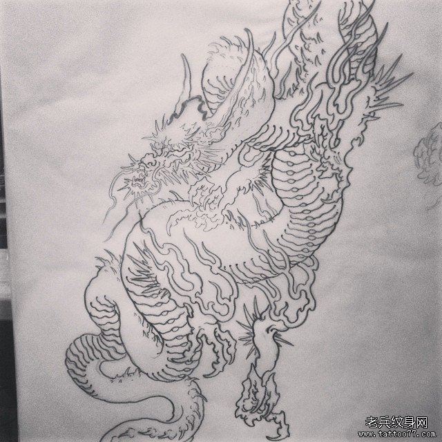 日式传统龙纹身图案线稿