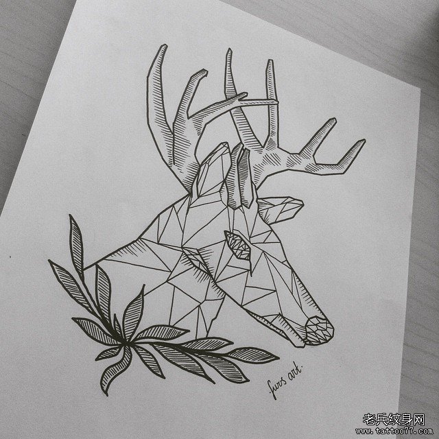 小清新线条麋鹿纹身图案手稿