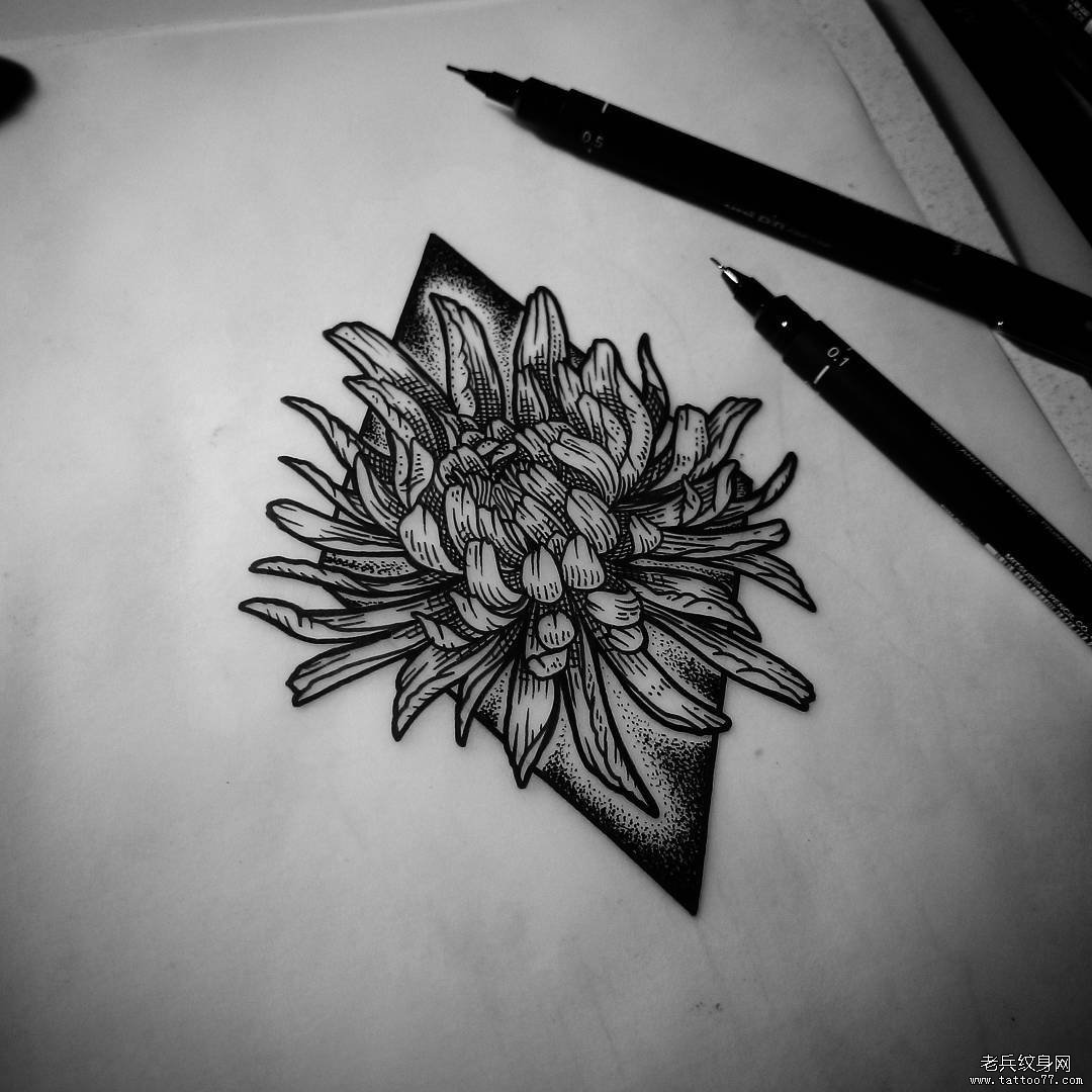 欧美暗黑系点刺花卉纹身图案手稿