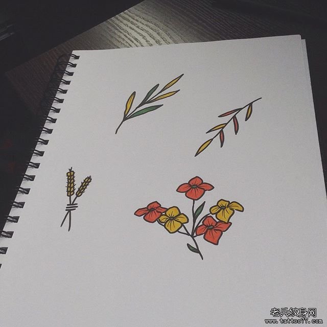 小清新彩色纹身花卉图案手稿