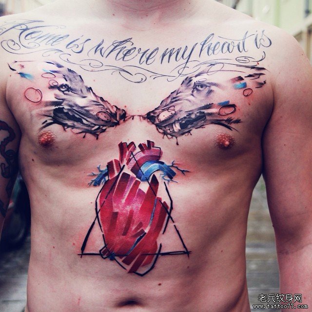腹部彩色欧美心脏纹身图案