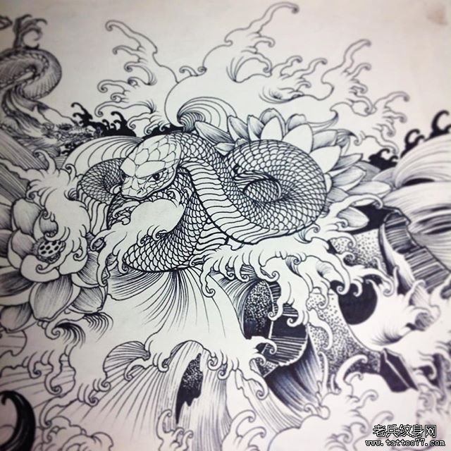 传统蛇海浪纹身图案手稿