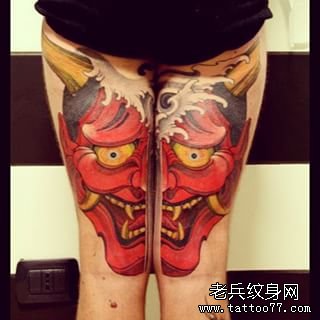 大腿般若彩色纹身图案