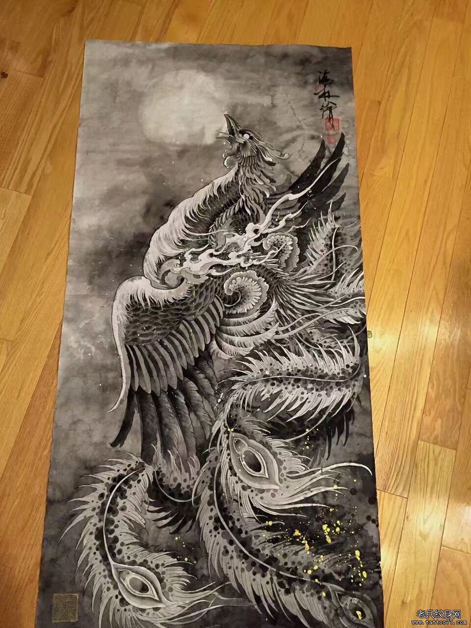 黑灰传统凤凰纹身图案手稿