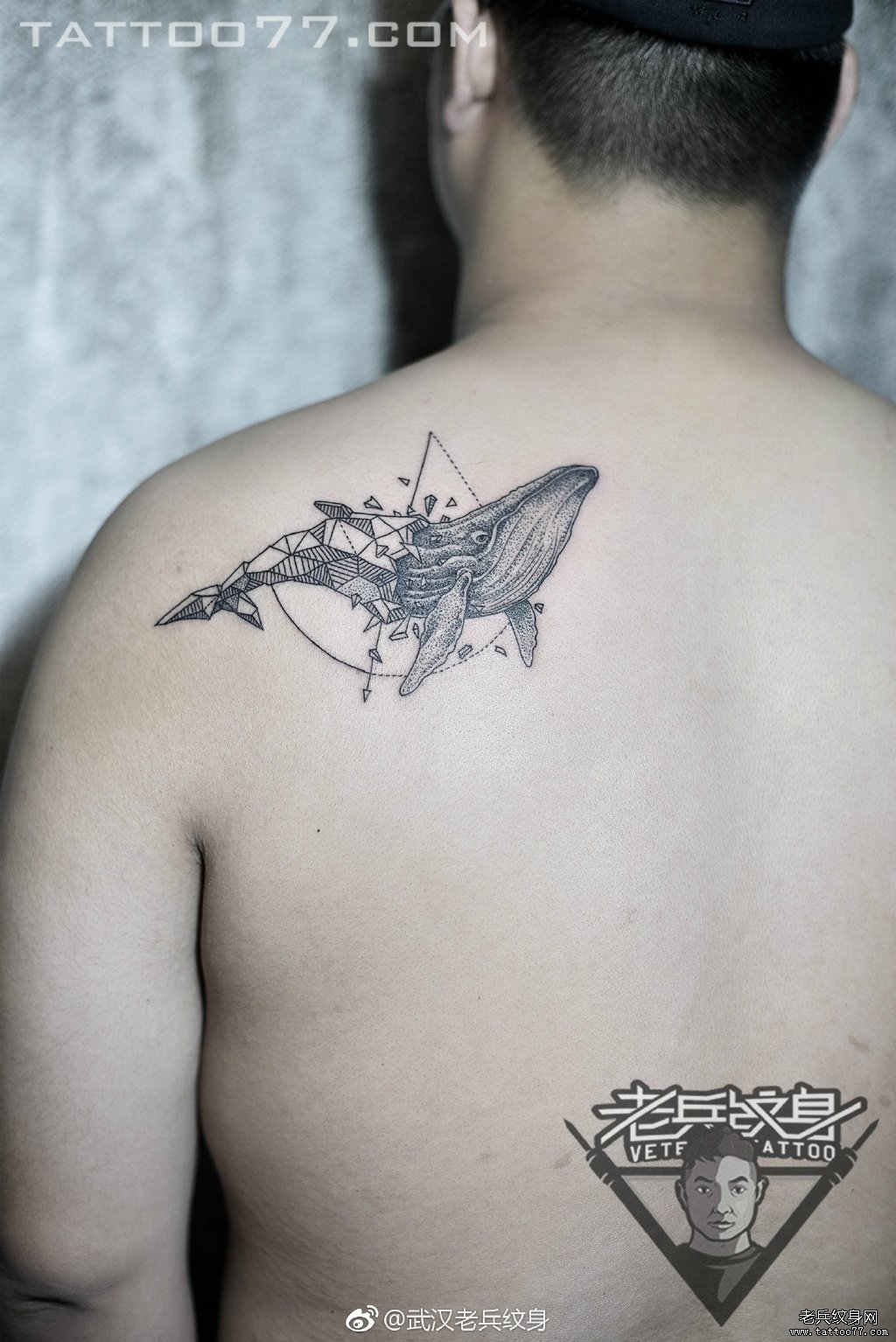 肩背几何鲸鱼纹身图案作品