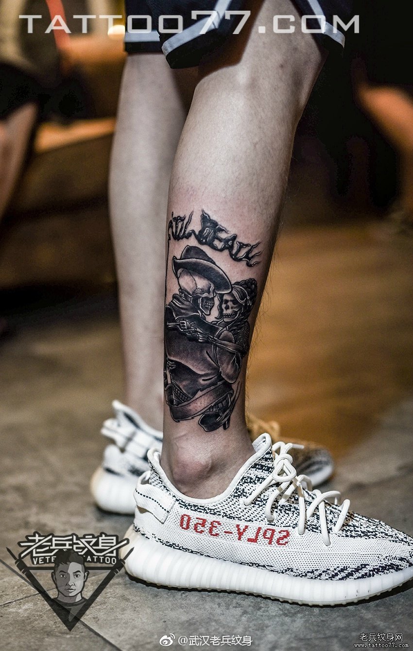 武汉女纹身师打造的小腿骷髅纹身图案作品