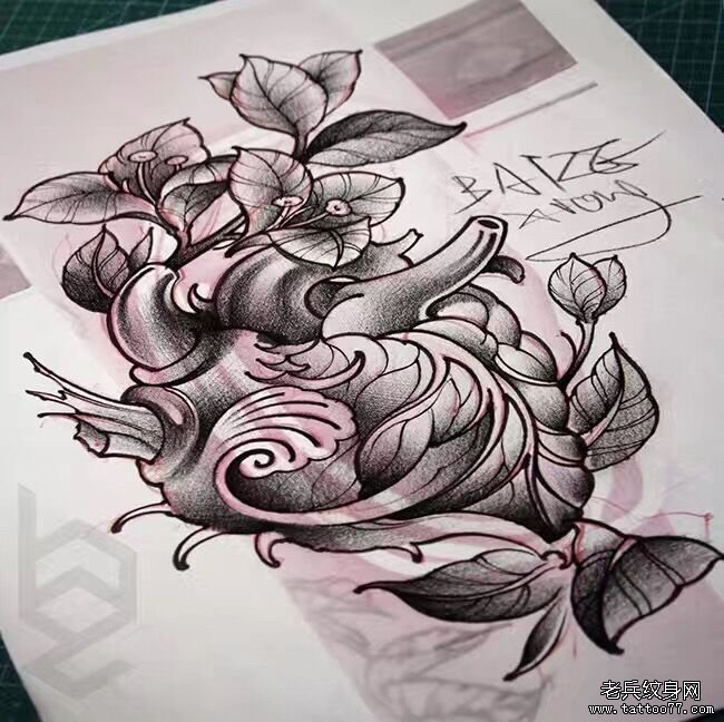 欧美黑灰心脏树叶纹身图案手稿