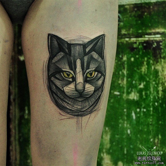 大腿黑灰猫线条纹身欧美图案