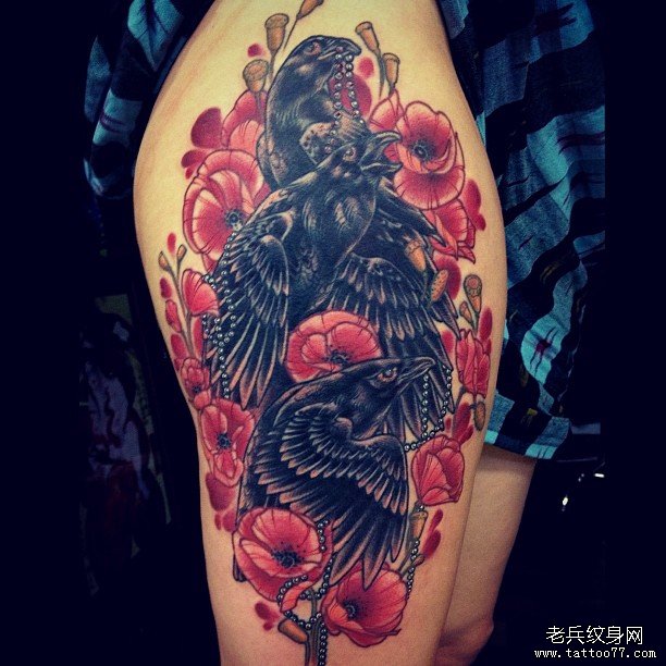 乌鸦花卉大腿欧美纹身图案