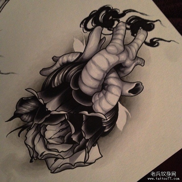 欧美心脏玫瑰纹身图案手稿
