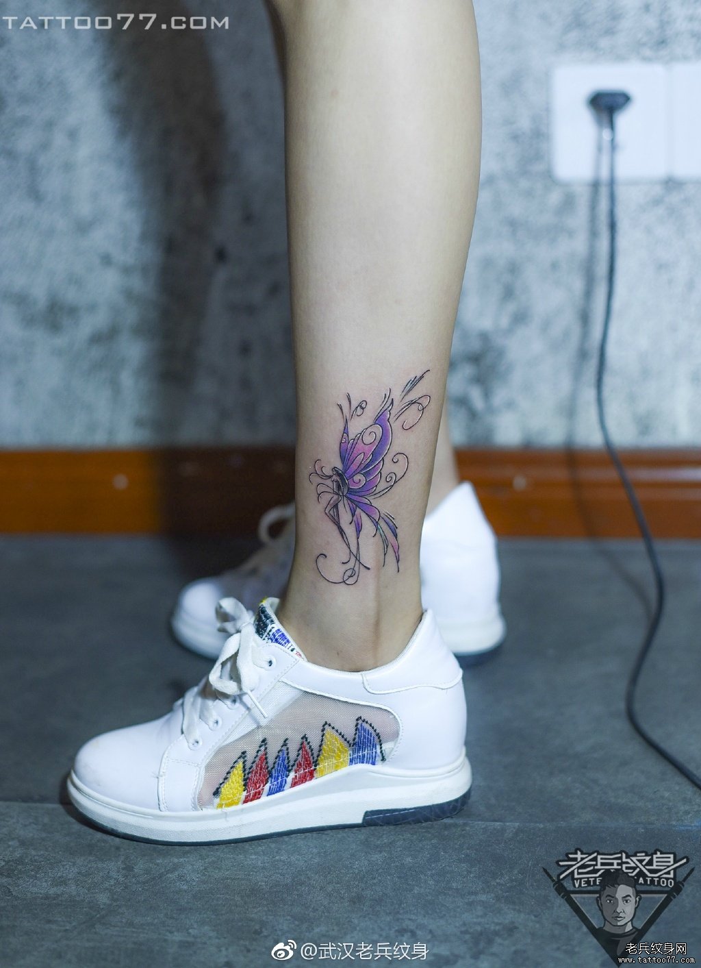 腿部彩色蝴蝶仙女纹身图案作品