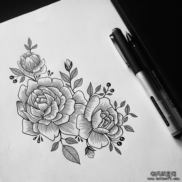 小清新玫瑰纹身图片
