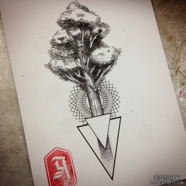 小清新几何树蕾丝纹身图片