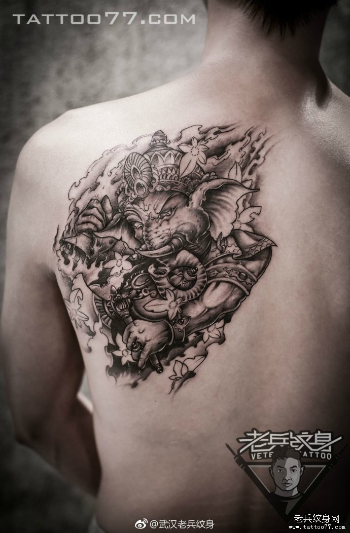 背部象神纹身图案作品