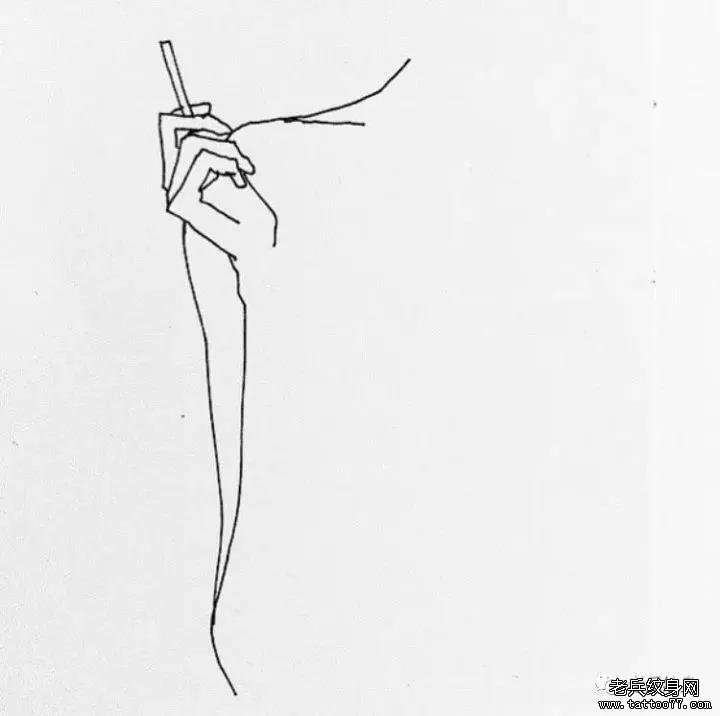简约线条纹身图案