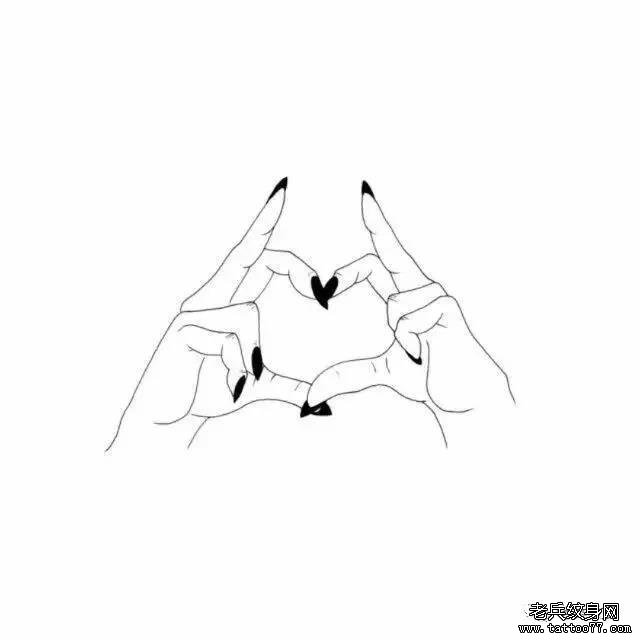 简约线条纹身图案