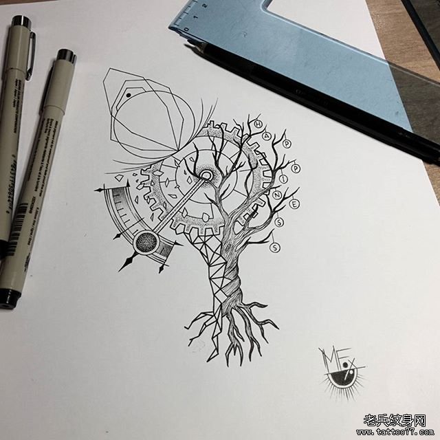 小清新指南针纹身图片