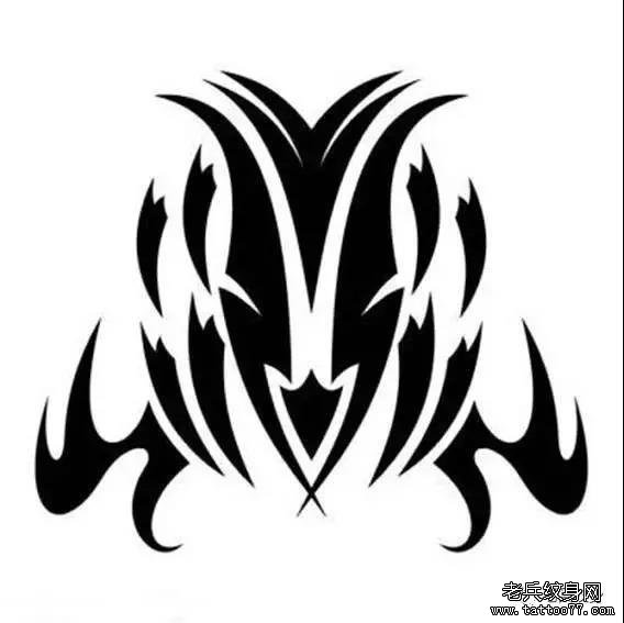 背部图腾纹身图案