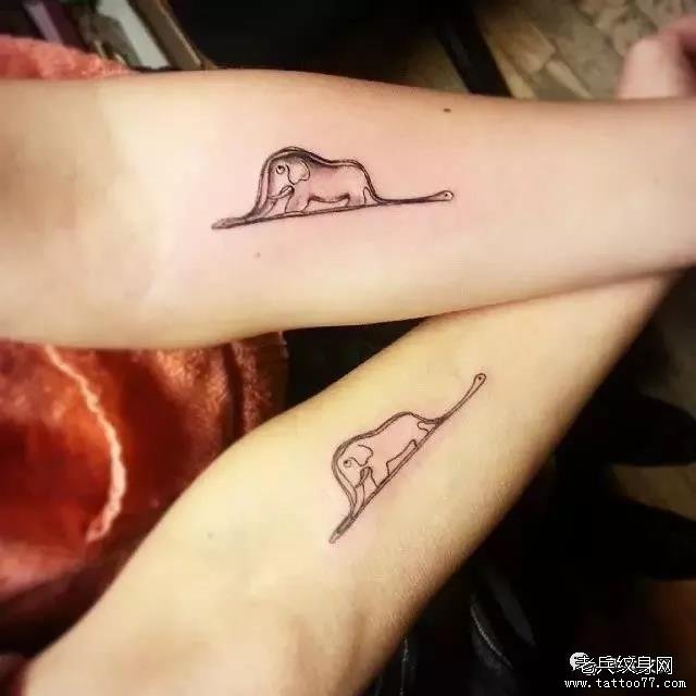 手臂象纹身图案