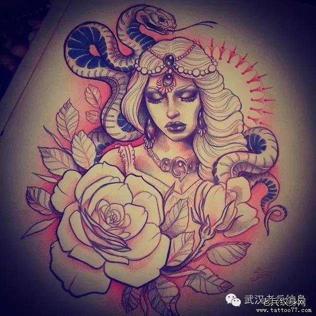 手臂女郎纹身图案