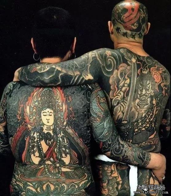 背部佛纹身图案