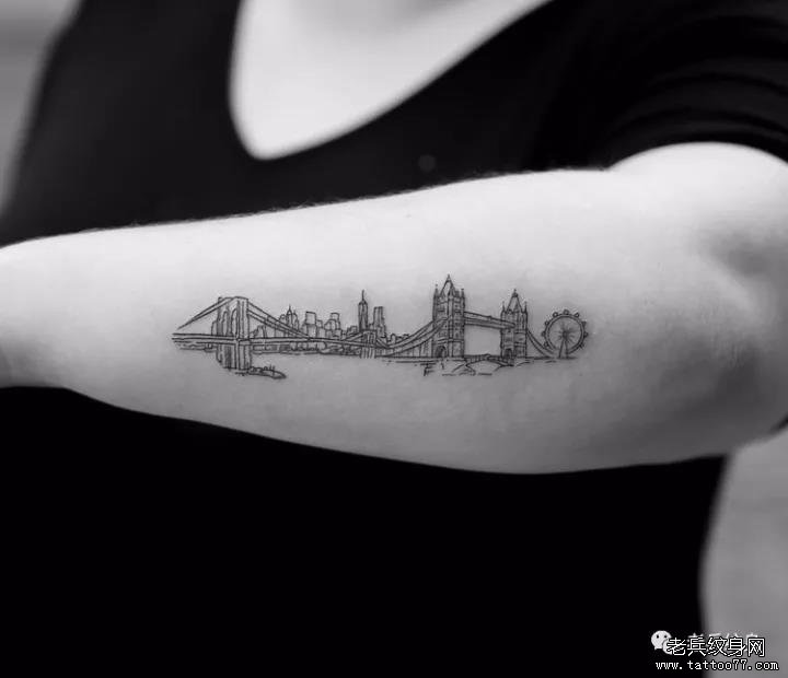 手臂风景纹身图案