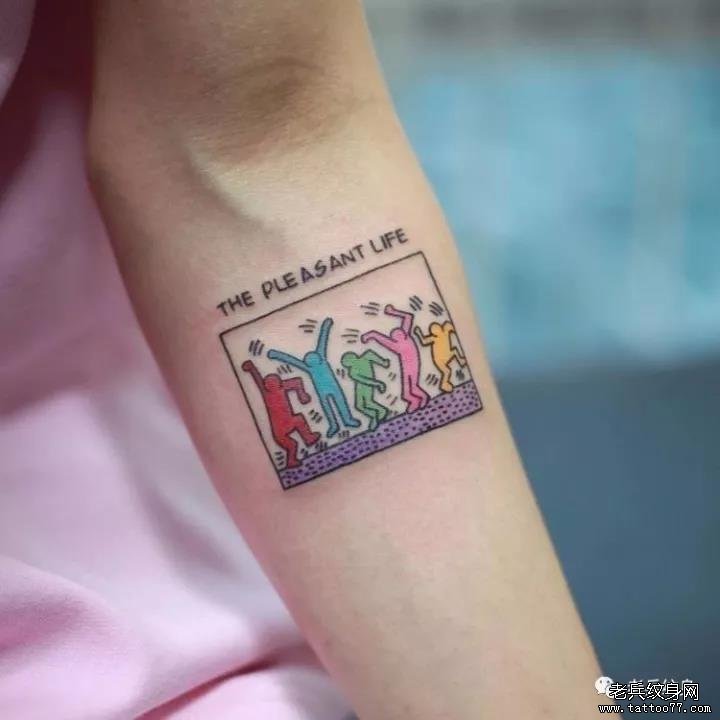 手臂卡通纹身图案