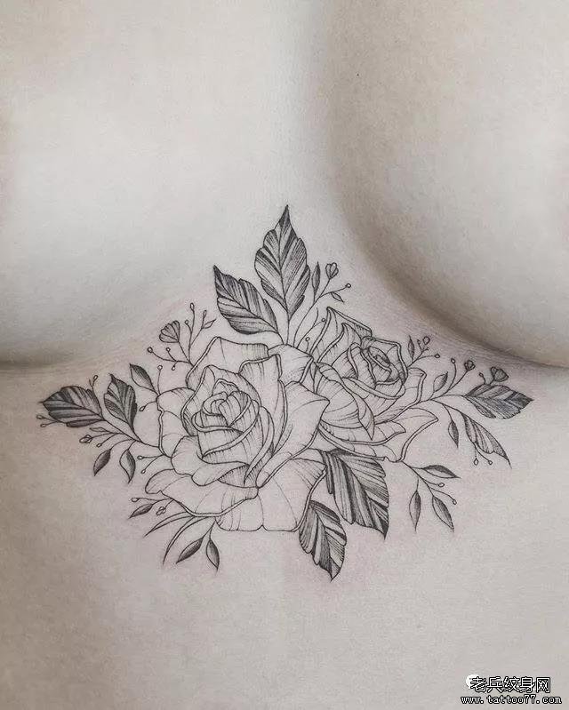 胸部梵花纹身图案