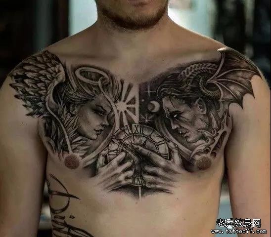 花胸时钟纹身图案