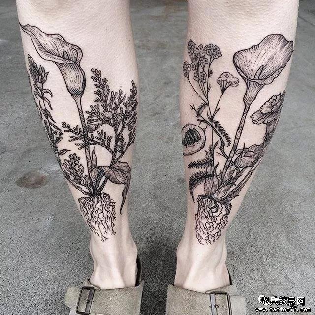 腿部花藤纹身图案