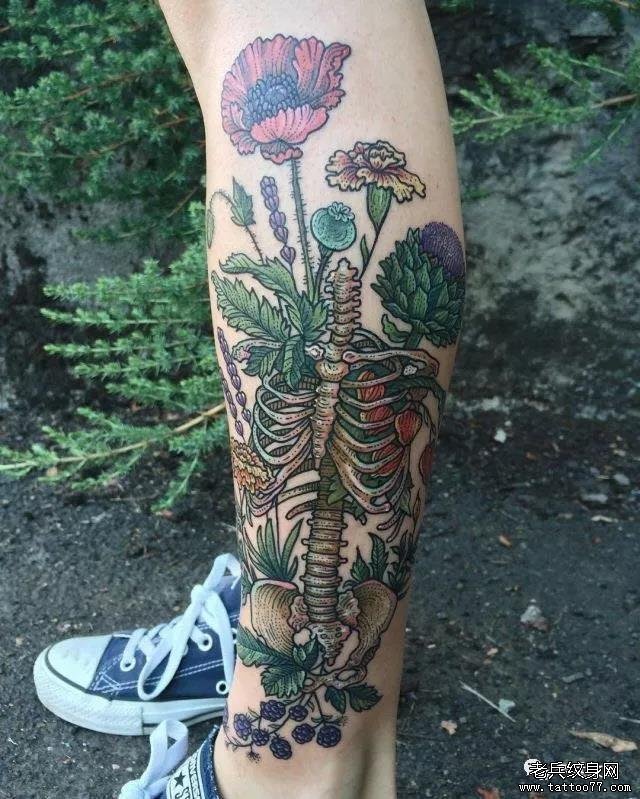 腿部花藤骷髅纹身图案