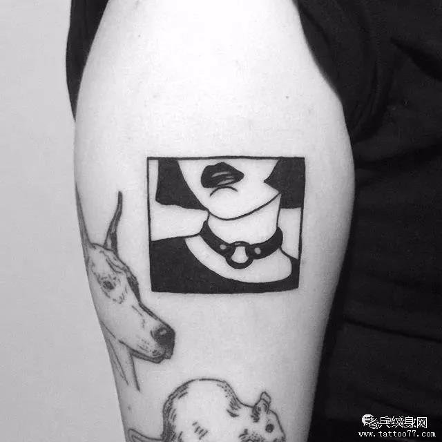 腿部女郎简约纹身图案