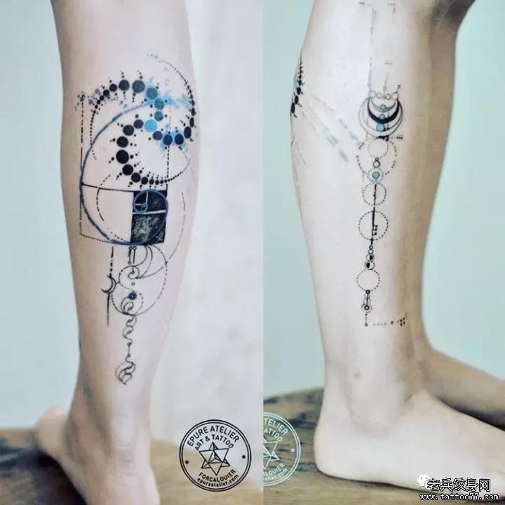 腿部水彩纹身图案