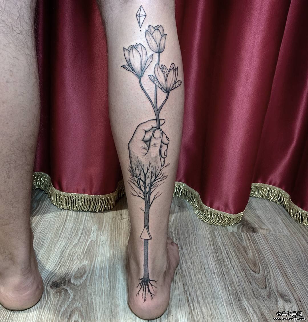 手花朵树枝箭头小腿纹身图案