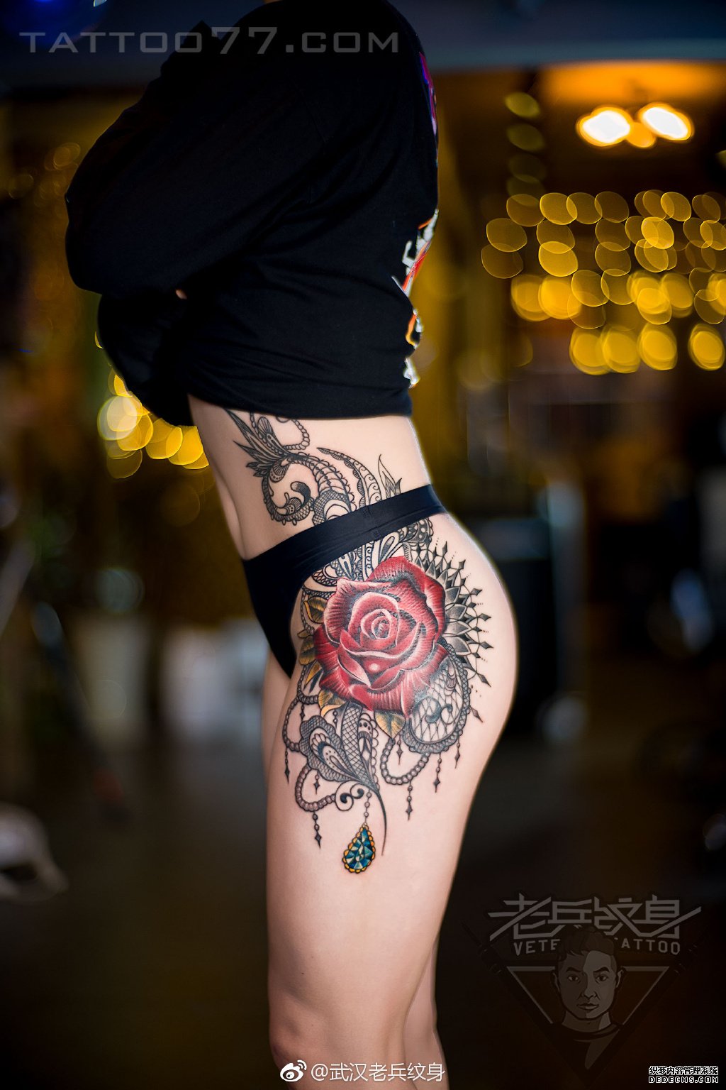 色彩玫瑰藤蔓大腿纹身图案