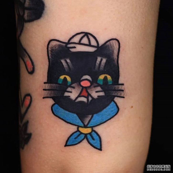 猫咪头像色彩纹身图案