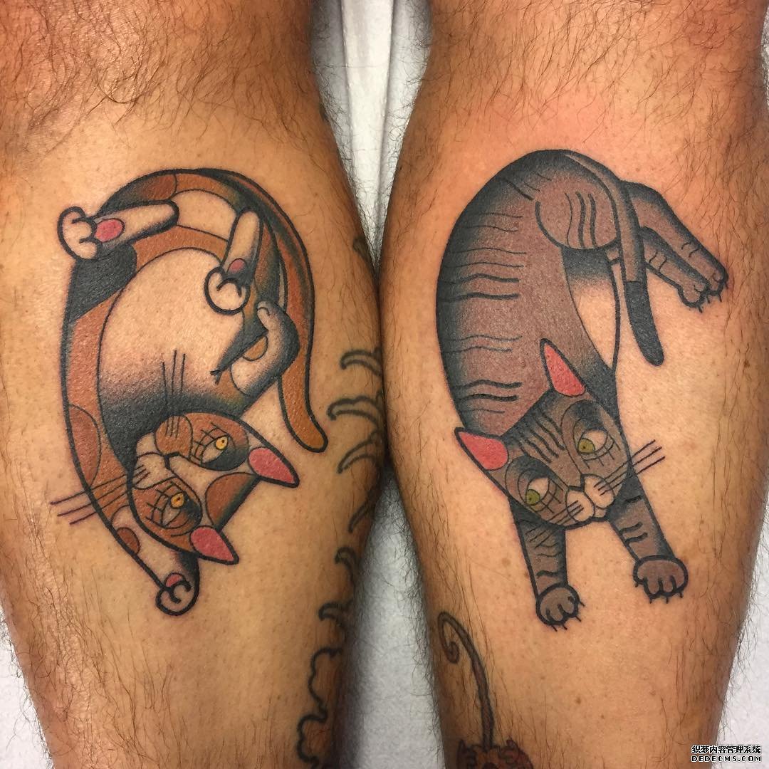 腿部猫纹身图案