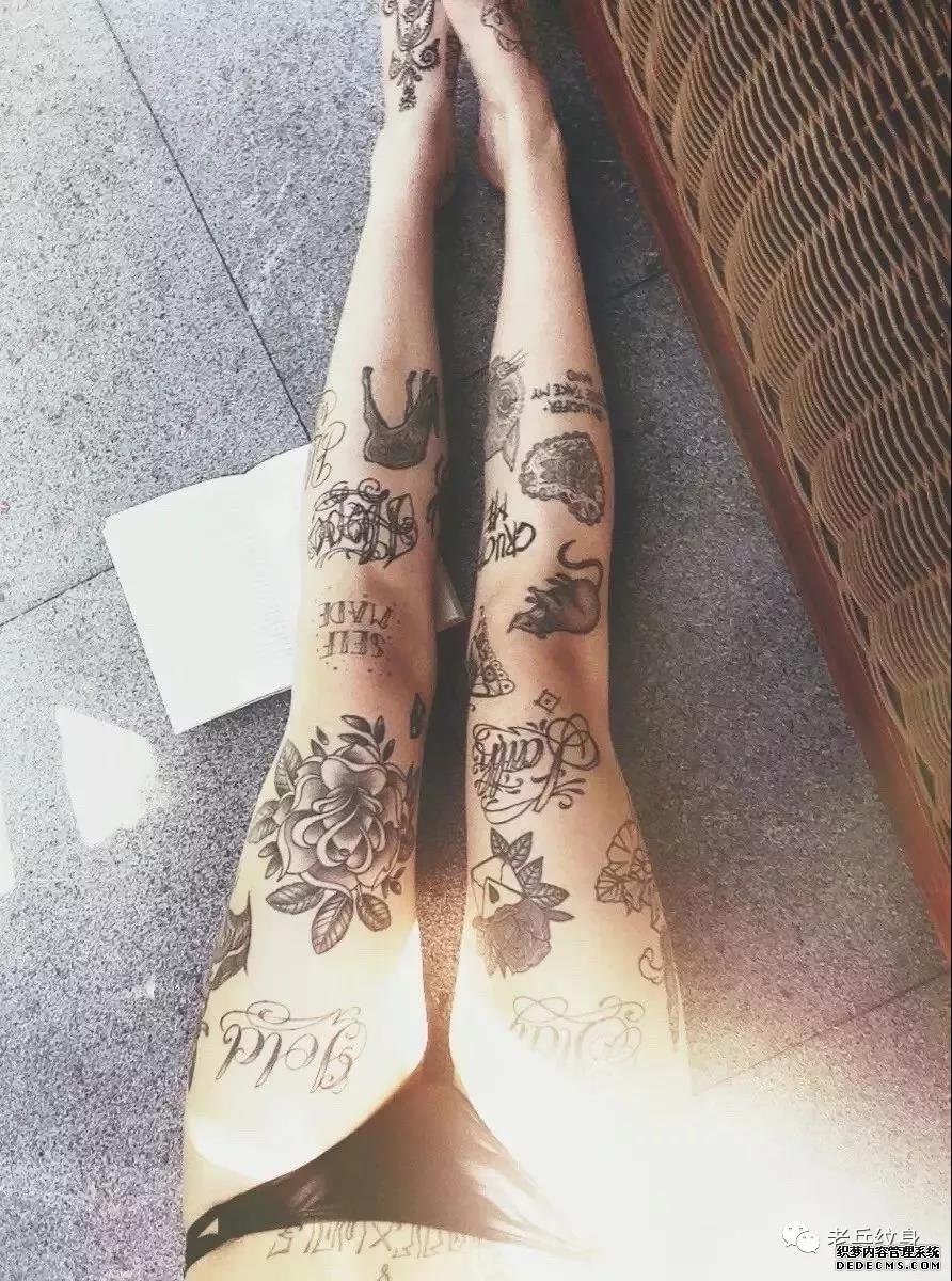 我屮艸芔茻，这腿，哦不是！这纹身真好看！