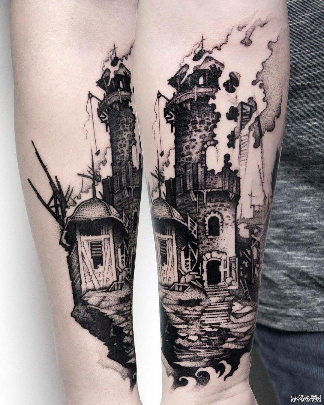 黑灰城堡手臂纹身图案
