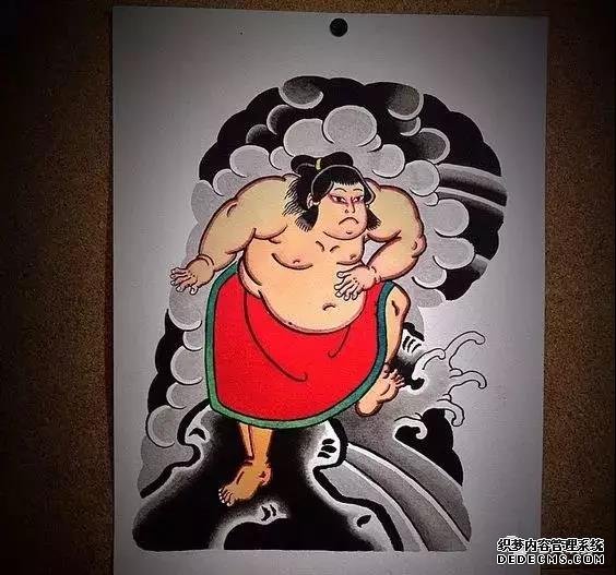 嘿！大胸弟！你要的半胛纹身手稿，在这里！ 