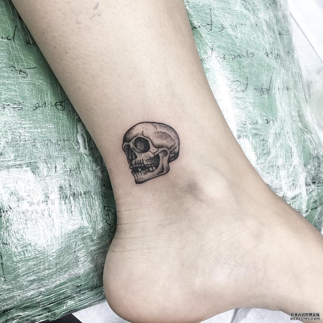 脚腕骷髅纹身图案