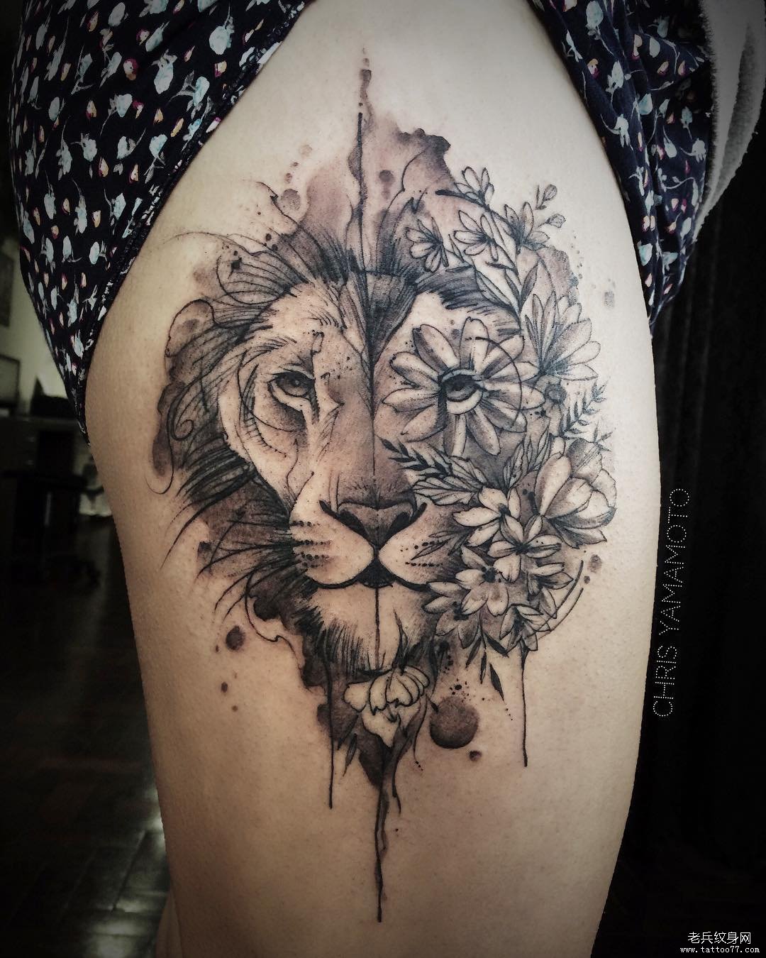 大腿水墨花朵狮子纹身图案