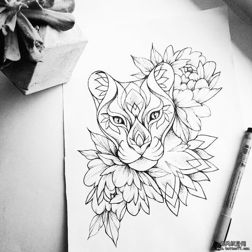 豹子花朵纹身手稿