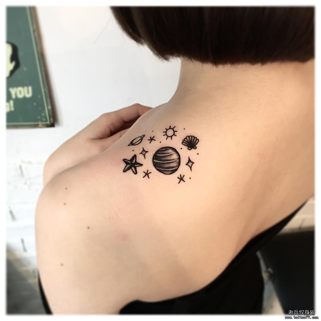 小清新星球纹身图案
