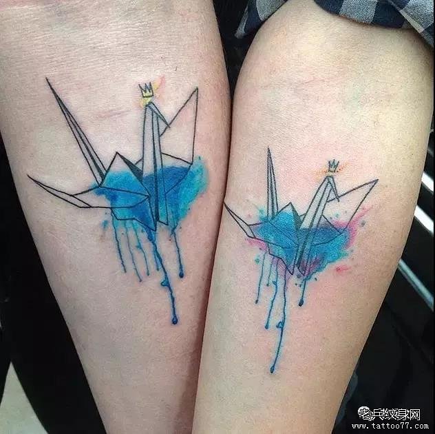 这个世界,总有一个人,会翻遍你所有的社交动态,去过你去的地方,只为爱你!