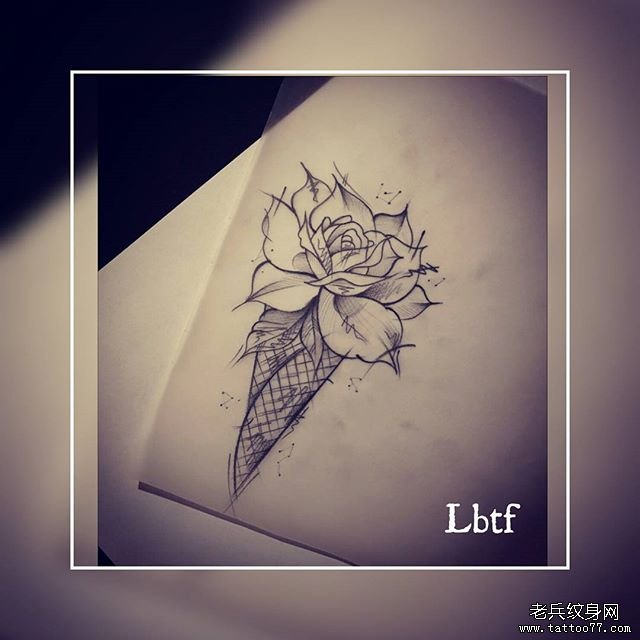 小清新冰淇淋花卉纹身手稿