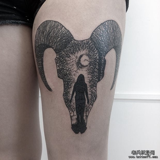 抽象羊头人物剪影大腿tattoo作品