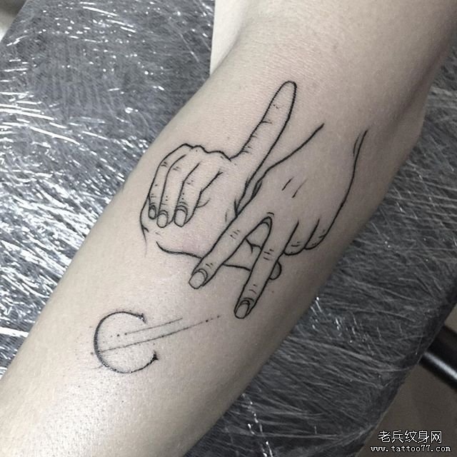 小臂手纹身图案