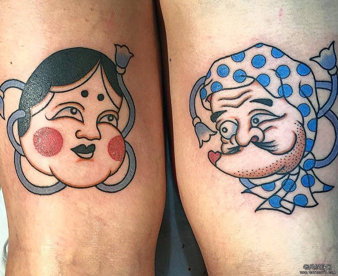 大腿内侧对称吹火男多福纹身图案