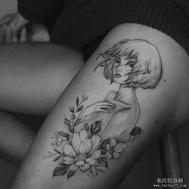 大臂女孩花朵纹身图案